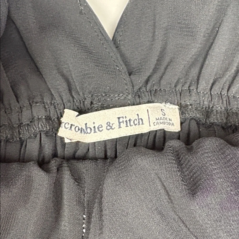Abercrombie & Fitch Woven Plunge V-Neck Sleeveless Tiered Maxi Dress Black Small